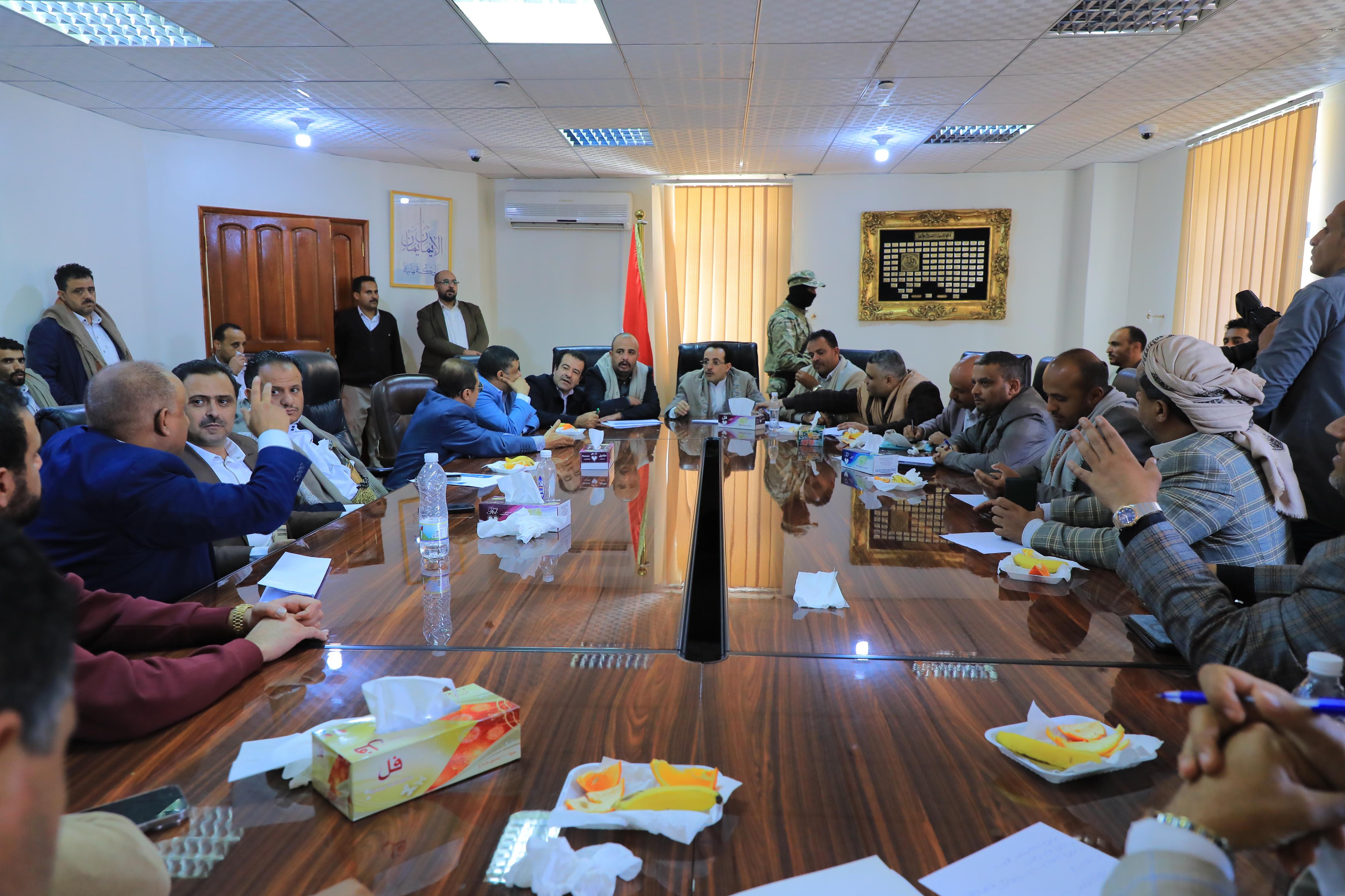 اللقاء التشاوري الرابع بين الغرفة ووزارتي المالية والاقتصاد يناقش الإشكاليات التي تواجه مصانع المياه المعدنية المحلية